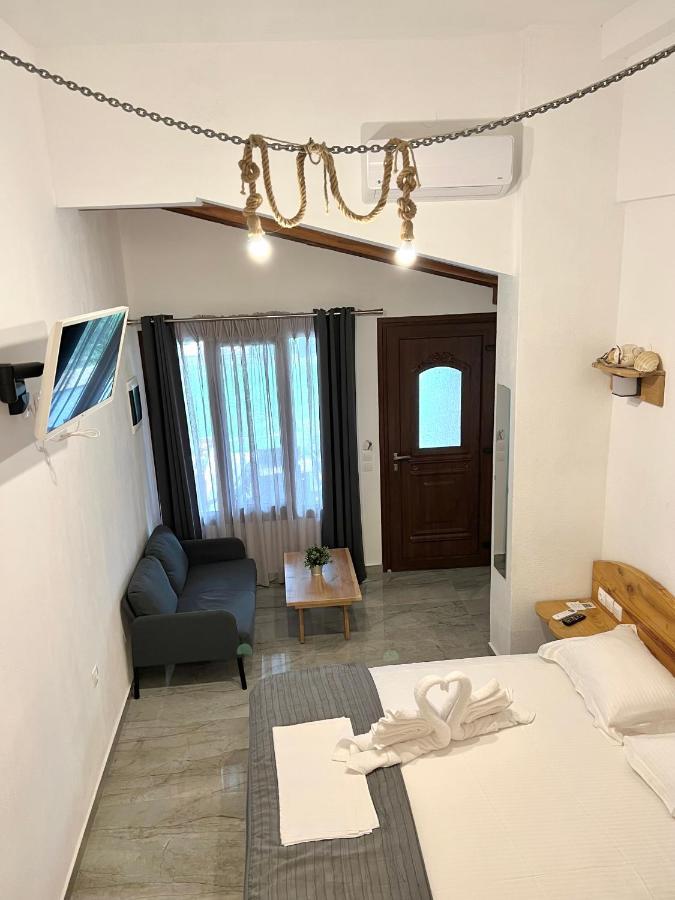 Ferienwohnung Pinelopi'S House Porto Koufo Exterior foto